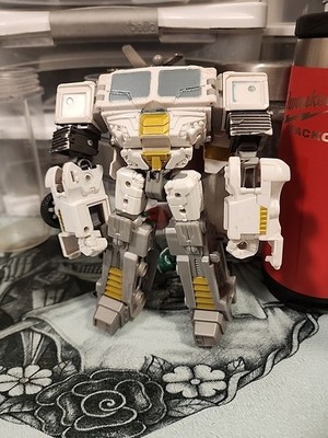 Hasbro Transformers Combiner Wars Battle Core Optimus Prime Incomplete For Parts
