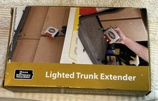 Podświetlany przedłużacz bagażnika z awaryjnym migającym światłem