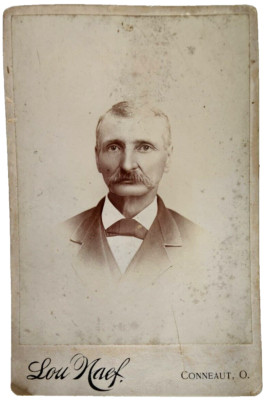 Antique Cabinet Card Portrait by Lou Naef, Conneaut OH   6.5'' x 4.5''