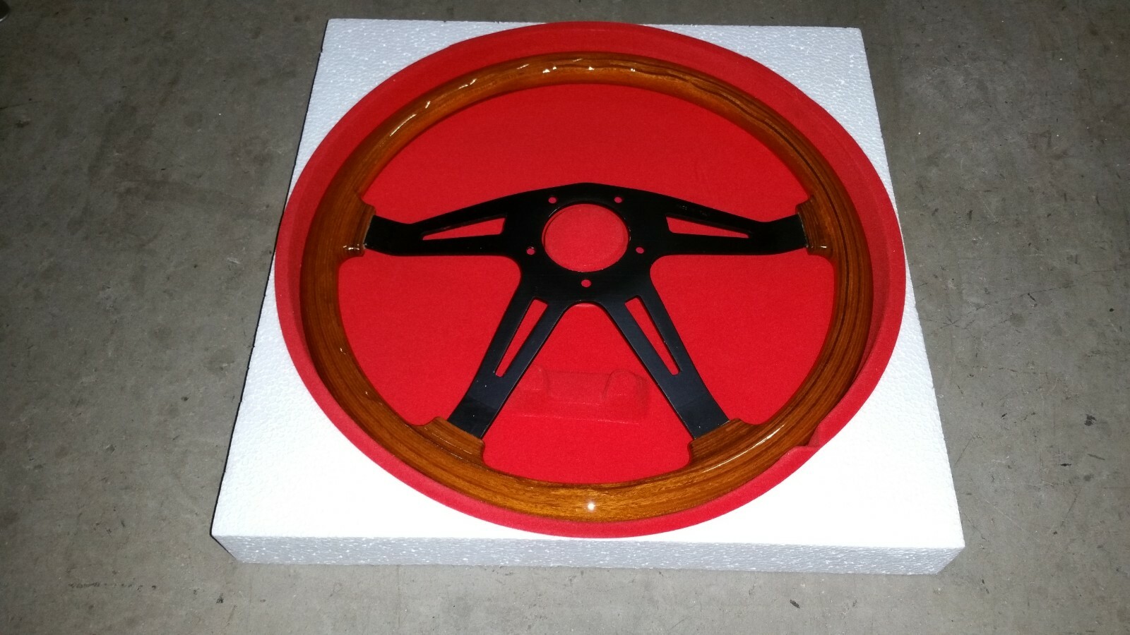 NOS RARE BWA 14” CLASSIC WOOD STEERING WHEEL ITALY NEW NR eBay