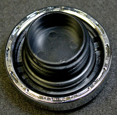 Repuesto Harley Davidson Tapa De Combustible Izquierda Sin