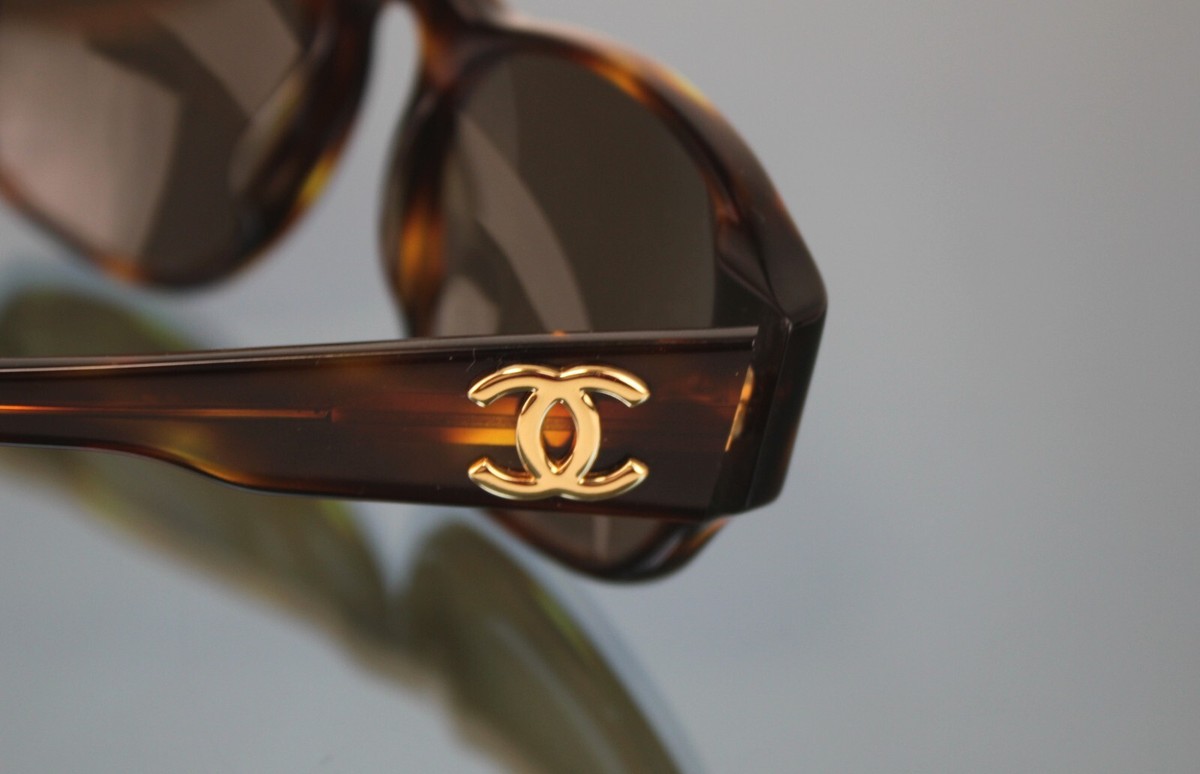 Chanel CC Logos Brown Tortoiseshell Sunglasses Eyewear Women's