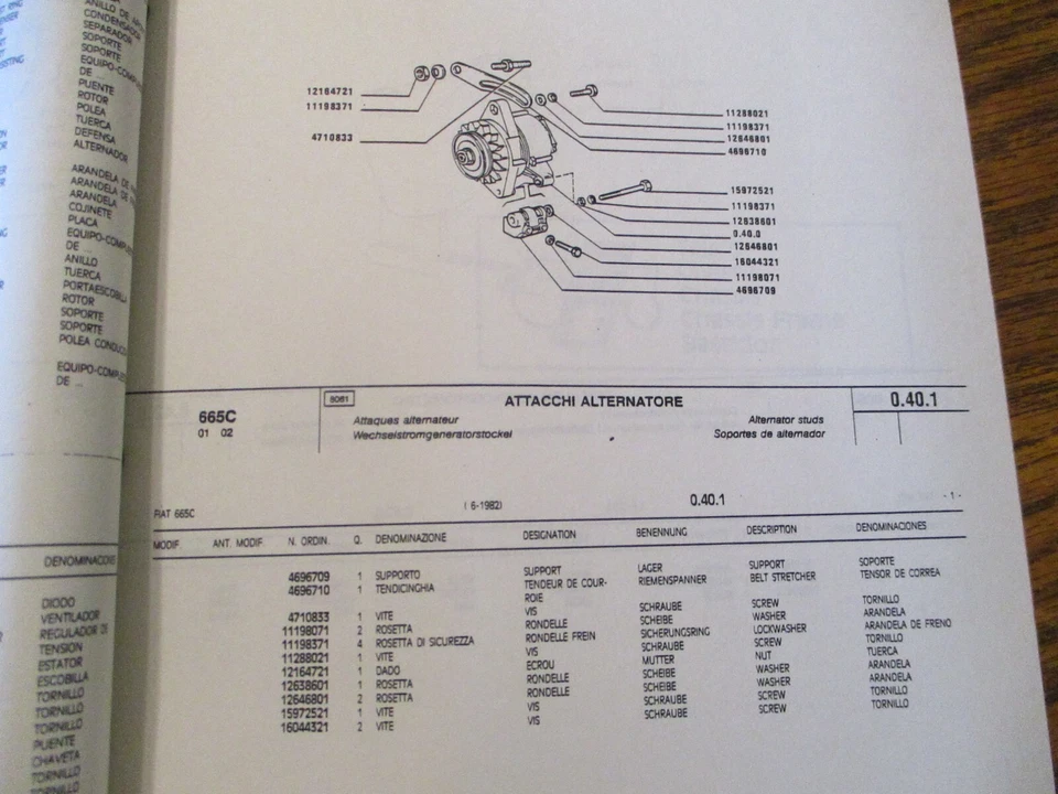 Libro manual de piezas de tractor sobre orugas Hesston 655C 1982 OEM Fiat 700701880 Foto 2 de 4