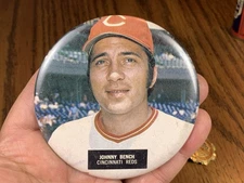 Johnny Bench Button Pin Pinback Cincinnati Reds 70's Vintage Allstar HOF Catcher