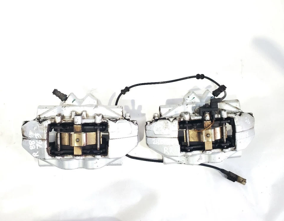 2003 2004 2005 2006 Mercedes SL55 AMG OEM Pair Rear Brembo Brake Calipers  - Image 2 of 4