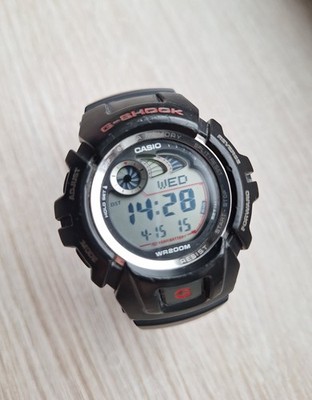Vintage Casio G-Shock electronic G-2900 black red e-Data Memory Databank