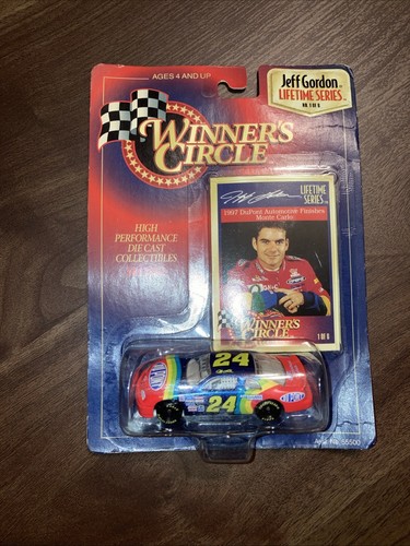 Jeff Gordon 1:64 Diecast DuPont 1997 - Picture 4 of 6