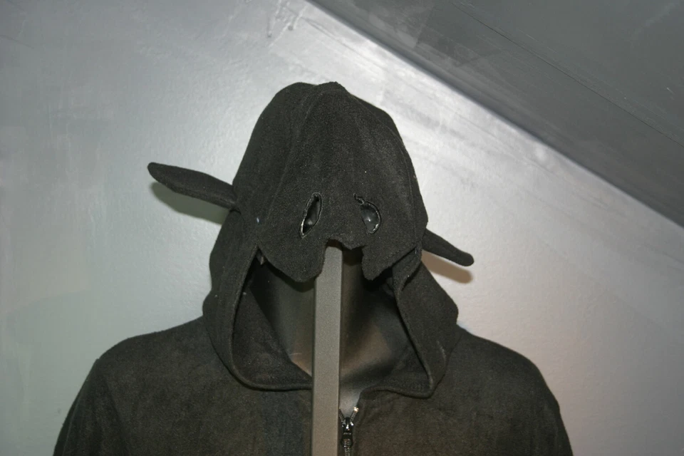 Traje BATMAN Union Para Hombres Mediano M Una Pieza Batman Pijama Disfraz Capa PJ ¡NUEVO CON ETIQUETAS!! Foto 3 de 4