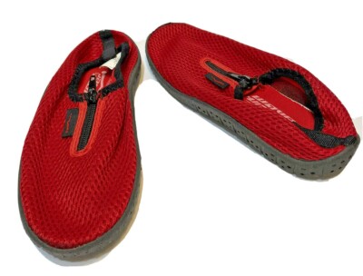 Wave Runner Kids Size Red Quick Dry Barefoot Slip On Zip Water Sock