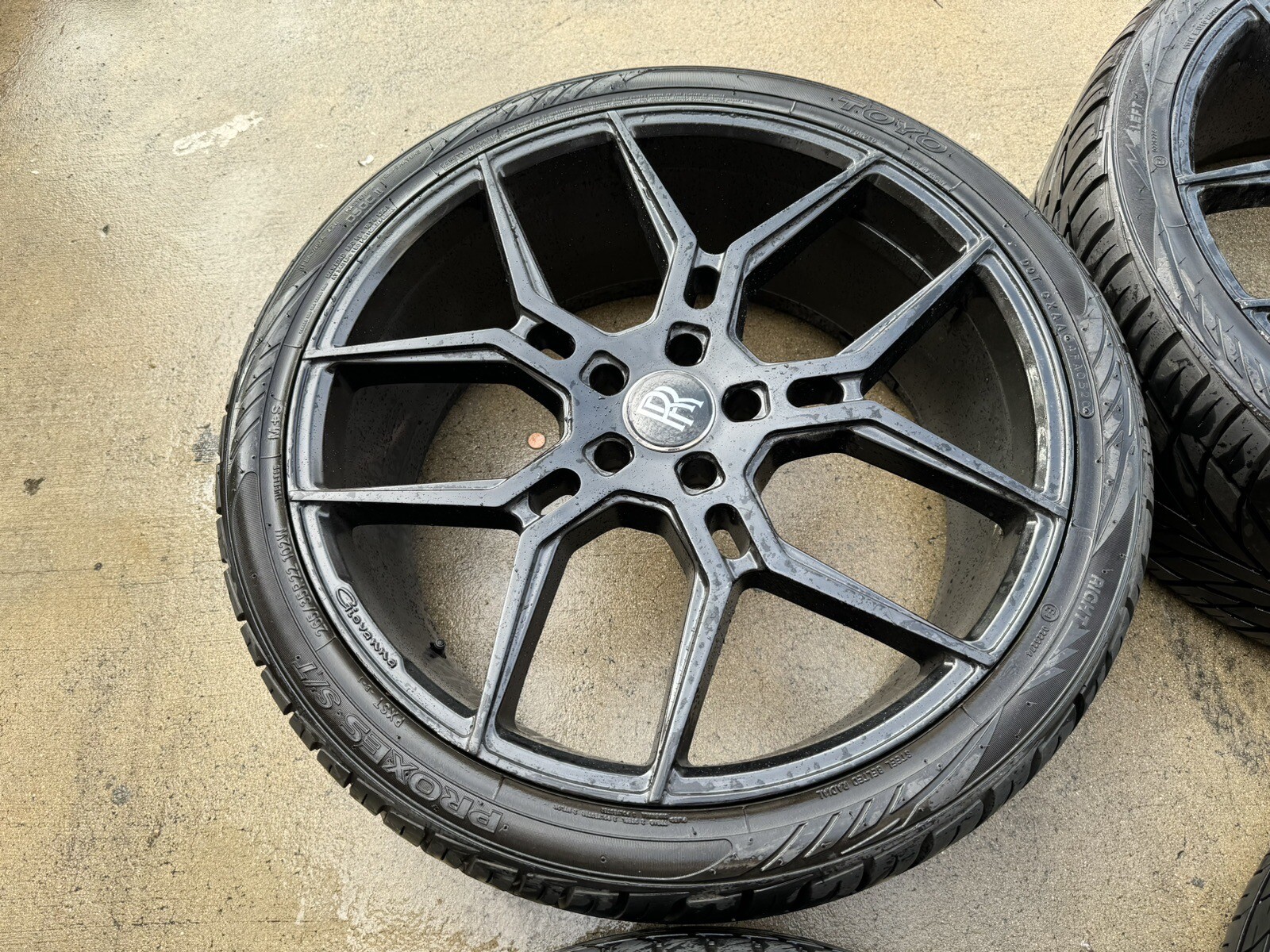 22" Giovanna Haleb Rolls-Royce Ghost Wheels and tires rims 22