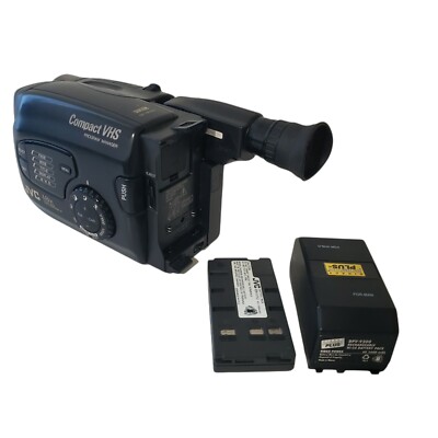 JVC GR-AX220U Compact VHS-C Camcorder With Carrying Bag -UNTESTED