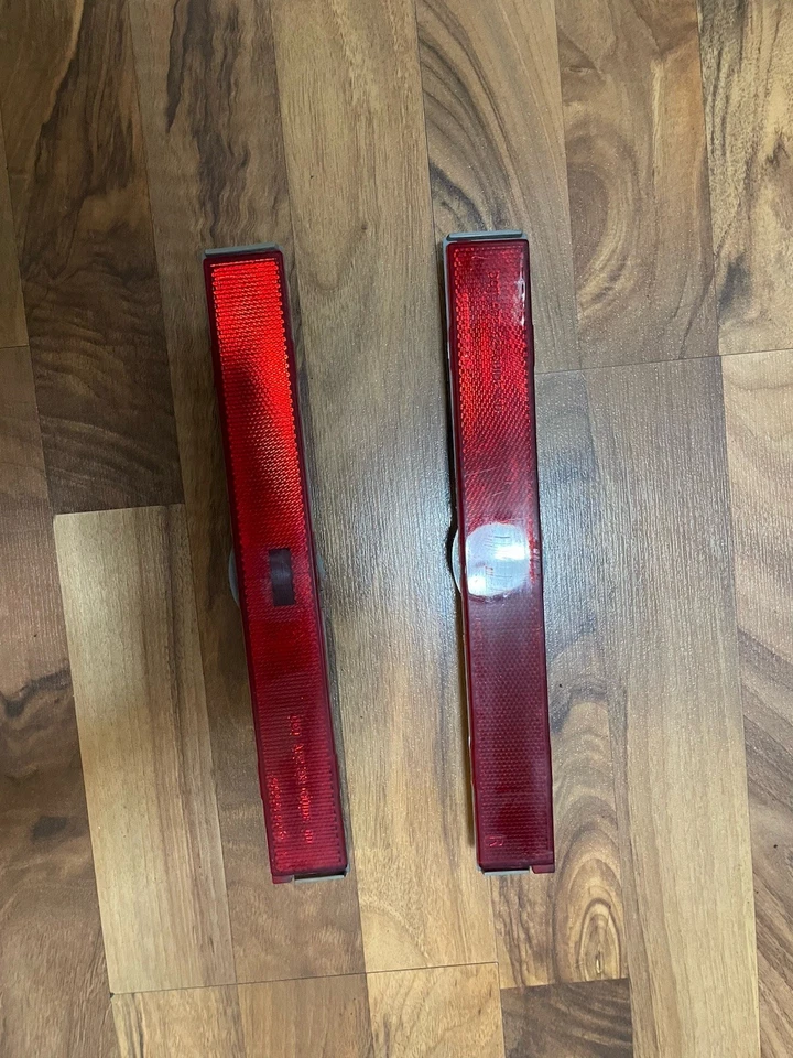 Cadillac Fleetwood Brougham 1993-1996 cuarto luces marcadoras traseras Foto 2 de 4