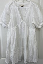 White V-neck Tiered Dress By Universal Thread Sz Small Short Babydoll