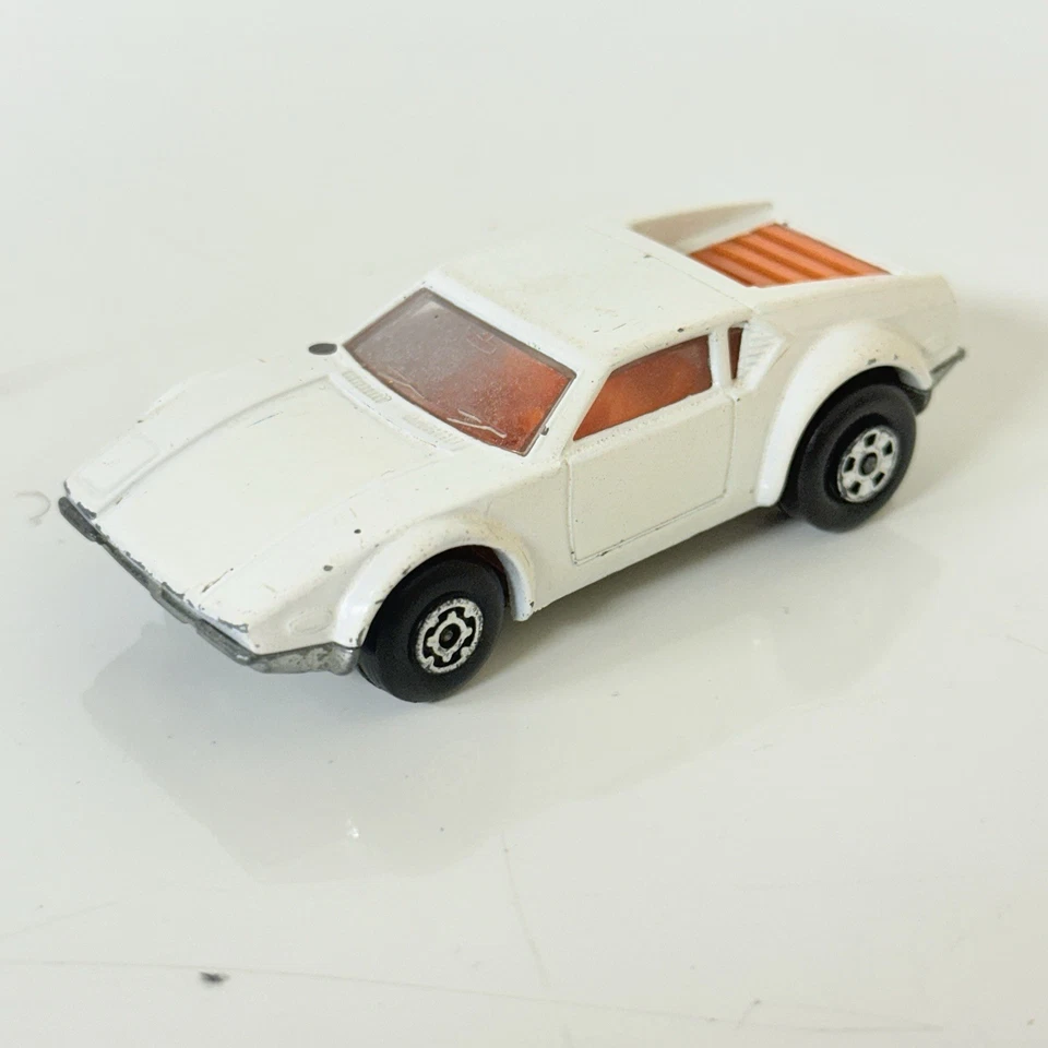Vintage Matchbox Superfast 8 De Tomaso Pantera, rare Clear White - Image 2 of 4