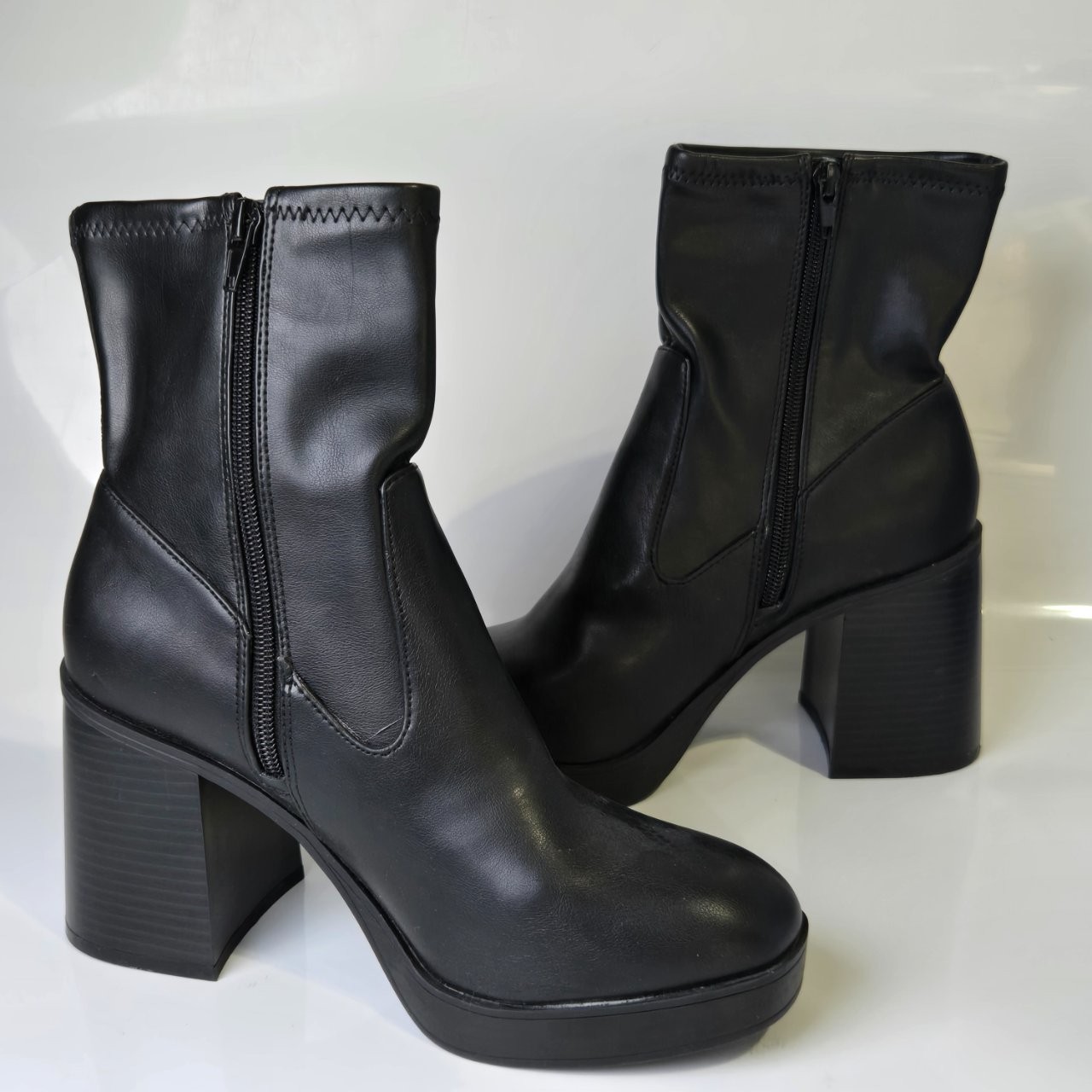 Madden Girl Jazie Black Platform Ankle Boots US Size 8M
