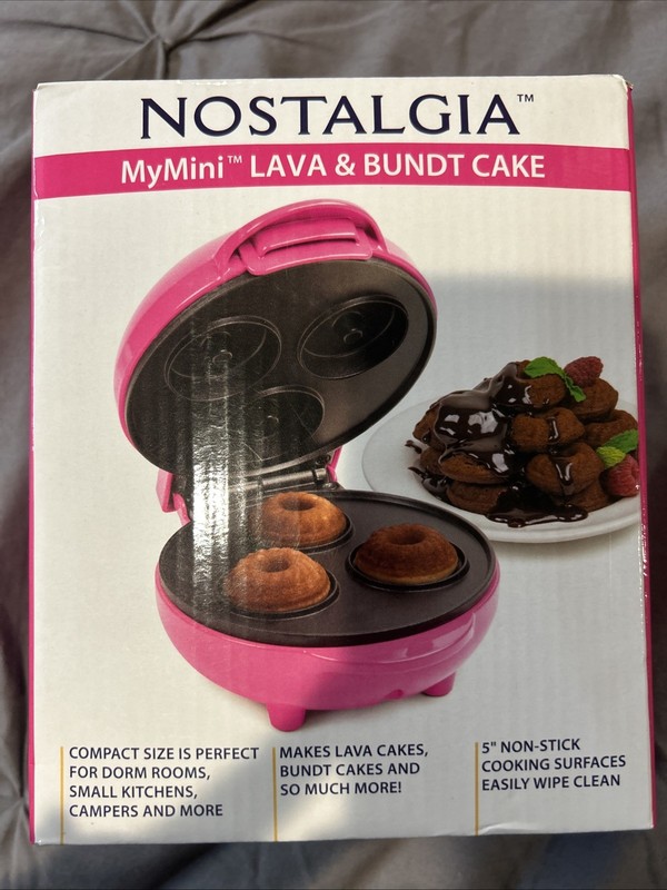 Nostalgia MyMini Lava & Bundt Cake Maker Pink New