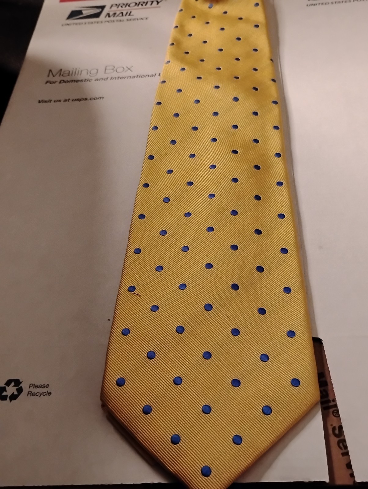 Charles Tyrwhitt Men's Yellow Polka Dot Silk Tie