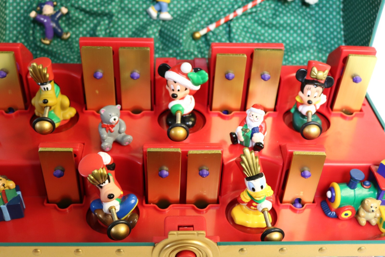 Mickey Musical Toy Chest Self Playing Xylophone Mr. Christmas Carols
