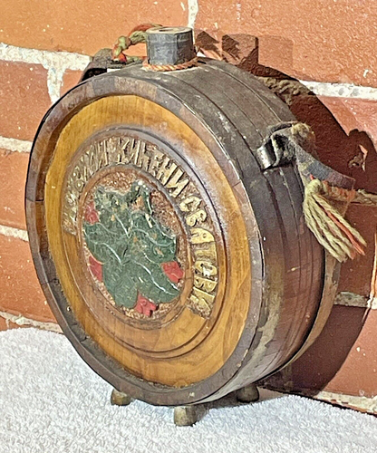 European Hand Carved Decorative Wooden Canteen Wine Flask Ribbon Strap Folk Art - Bild 7 von 13