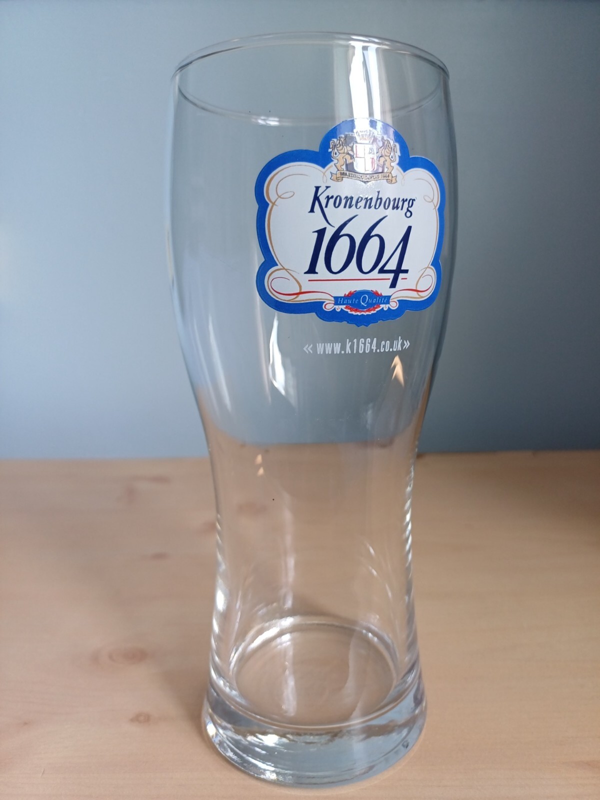 Kronenbourg 1664 Blue & White Label Pint Glass with Crown Mark 303