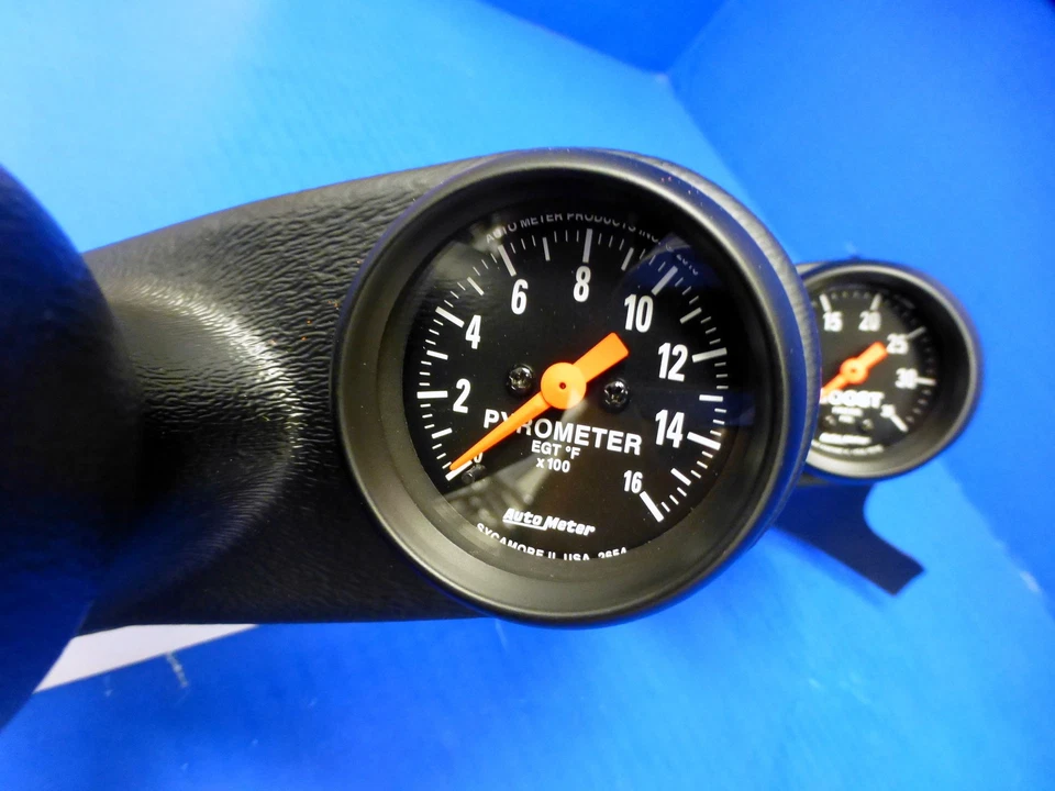 Auto Meter Ford Super Duty Diesel  Powerstroke Triple Gauge Pillar Pod 1999-07 - Image 3 of 4