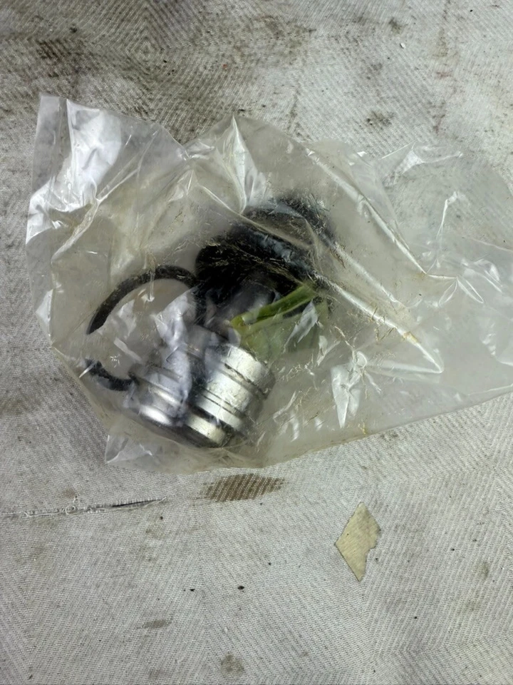 Junta de rótula de suspensión Moog K500068 se adapta; Mitsubishi Eclipse 2006-2012 Foto 3 de 4