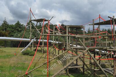 Foto 6x4 Affenwelt: Schimpansengehege Bovington Camp A groß geöffnet um 2010