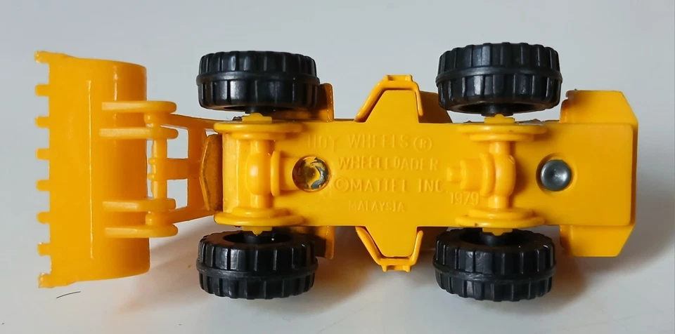 Hot Wheels Wheel Loader - Image 3 of 3