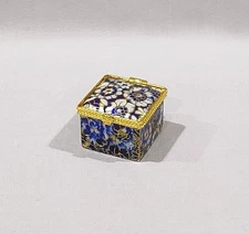 Vintage Enamel Cloisonné Mini Hinged Square Floral Blue Pill Box