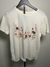 Woman  s Delicate Floral Shirt - Medium