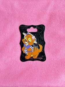 Oliver and Company Pin | eBay
