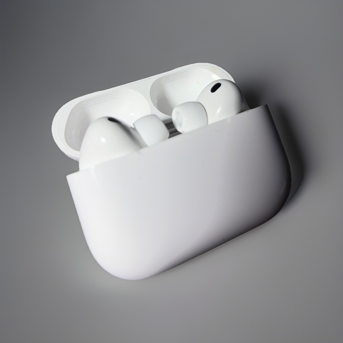 AirPods Pro 本体 ホワイト AirPods Pro (2nd Gen.) USB-C White w/ Charging Case - Excellent