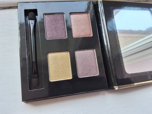 THE BODY SHOP EYESHADOW PALETTE GROOVING GOLD 4 COLOURS MAGNETIC FLIP EDGE CASE - Picture 7 of 15