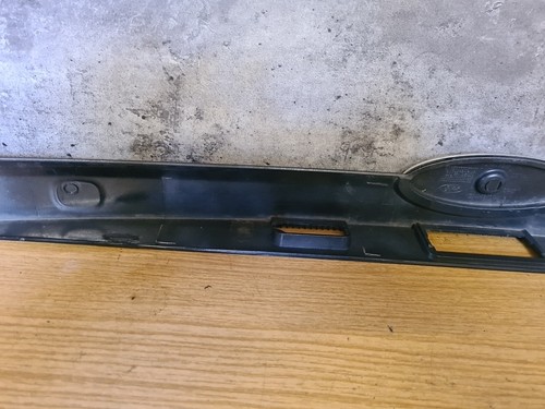 2012 FORD FOCUS MK2 BOOT TAILGATE BADGE TRIM HANDLE 9M51A43404A - Picture 10 of 11