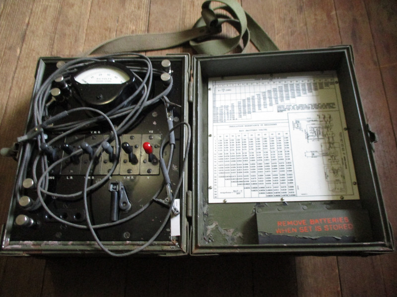 WWII Military Test Set EE-65-F 3330 CCN 33217 Phila 43 w Strap Very Nice!