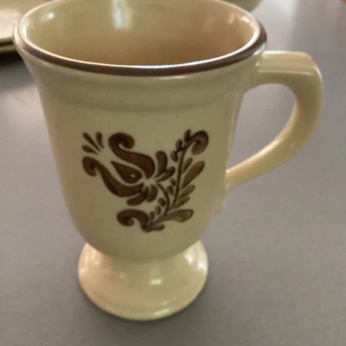 Vintage Pfaltzgraff Village Footed Pedestal Mug USA S