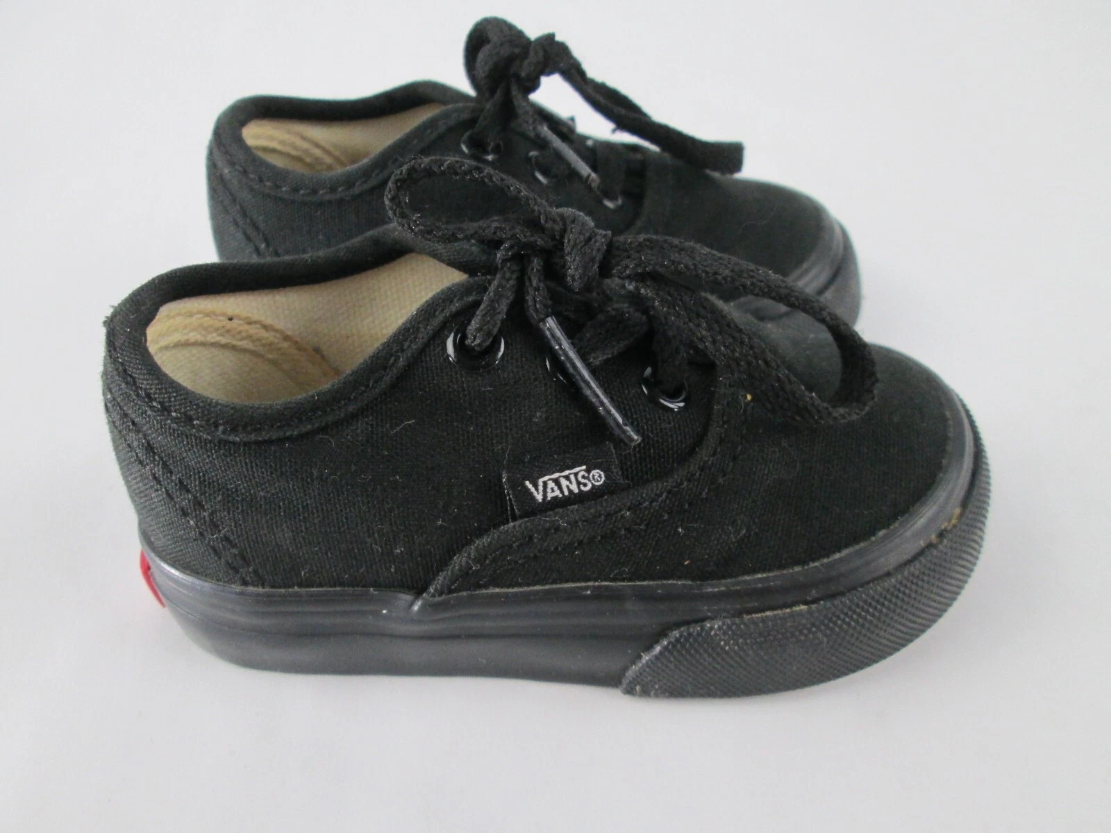 Scarpe da ginnastica Vans taglia 4 con lacci 721356 nere in tela top basso