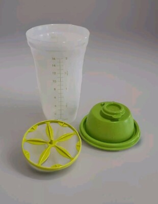 Tupperware 4 Pc Quick Shake Blender Mixer Sheer Lime Green 16oz New