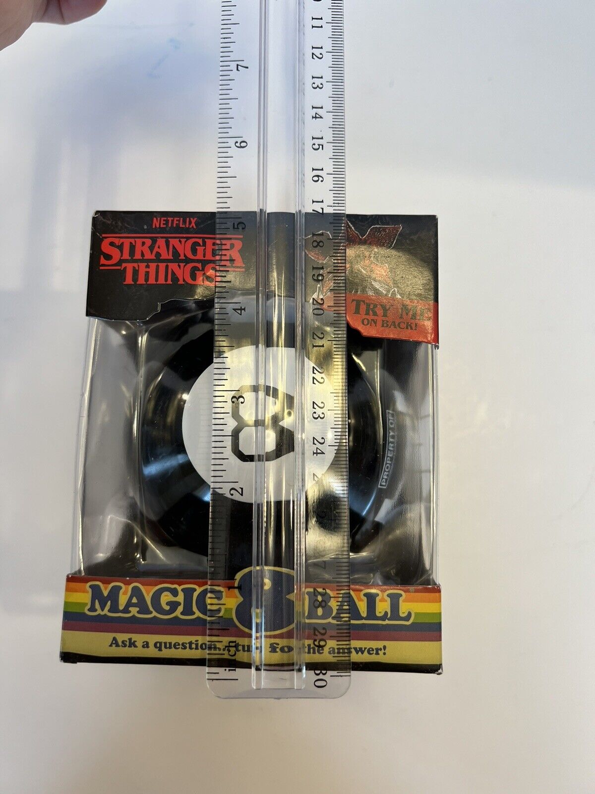 Magic 8 Ball Stranger Things - Boule magique neuve - Mattel