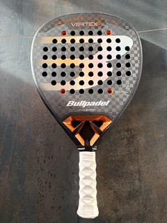 Bullpadel Vertex 04 Padel Racket Carbon Fibre with White Grip