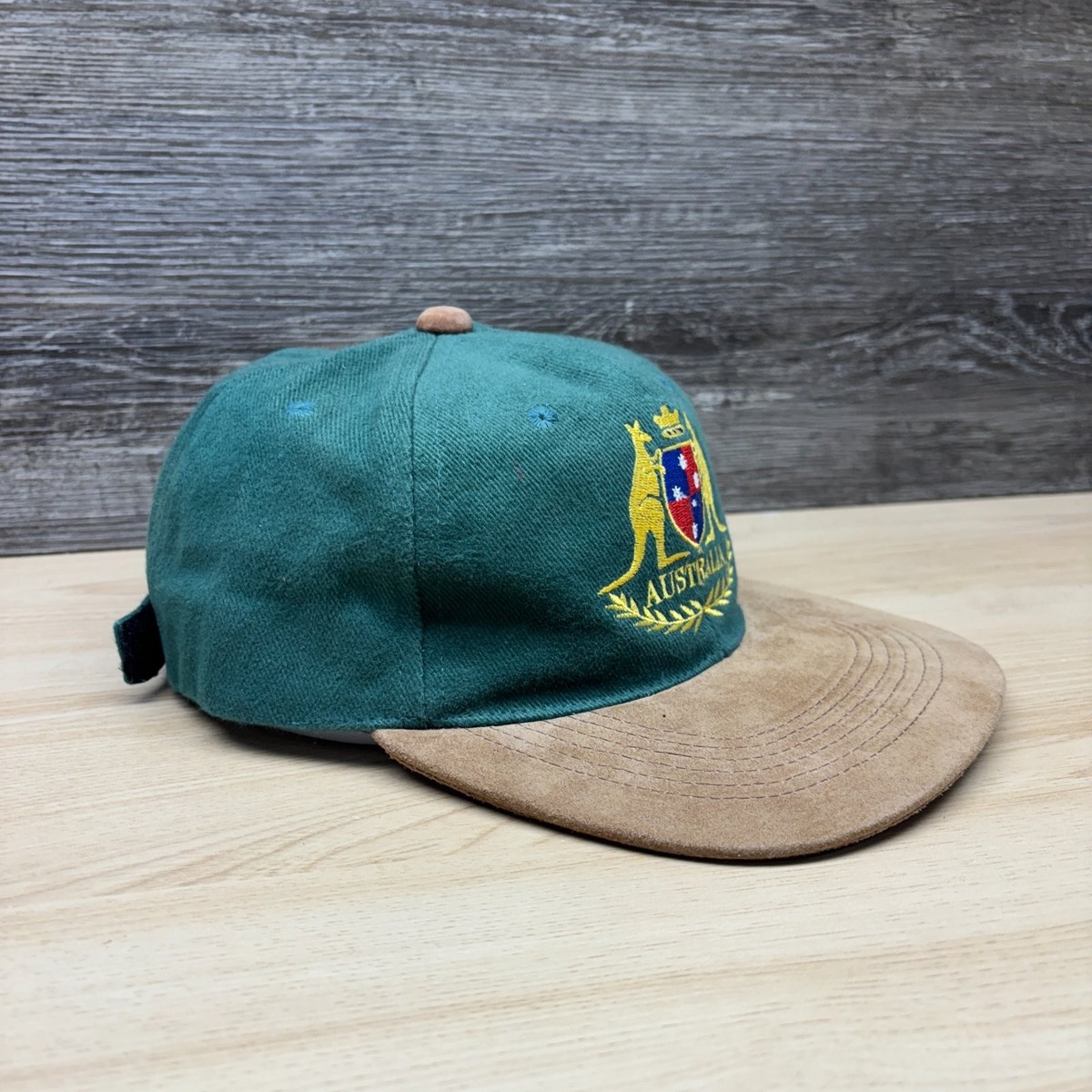 Vintage Australia Hat Cap Snap Back Green Tan Kangaroo Logo Mens