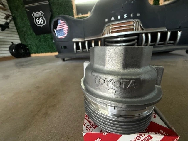 (1) GENUINE Toyota Lexus OEM Oil Filter Housing Cap 15620-31060 - same as dealer - Image 3 of 4