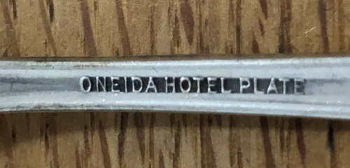 Tea Spoon Oneida Hotel Silver Plate Antique Original 1920's SENECA Pattern - Picture 3 of 4