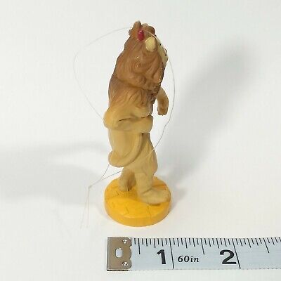 Wizard of Oz Cowardly Lion Christmas Ornament Figure 1987 by Presents Loews  used