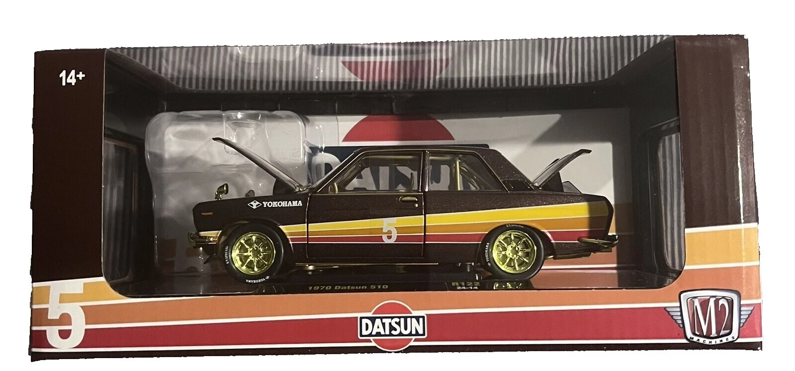 M2 Machines 1:24 Datsun vehículos diecast y de juguete