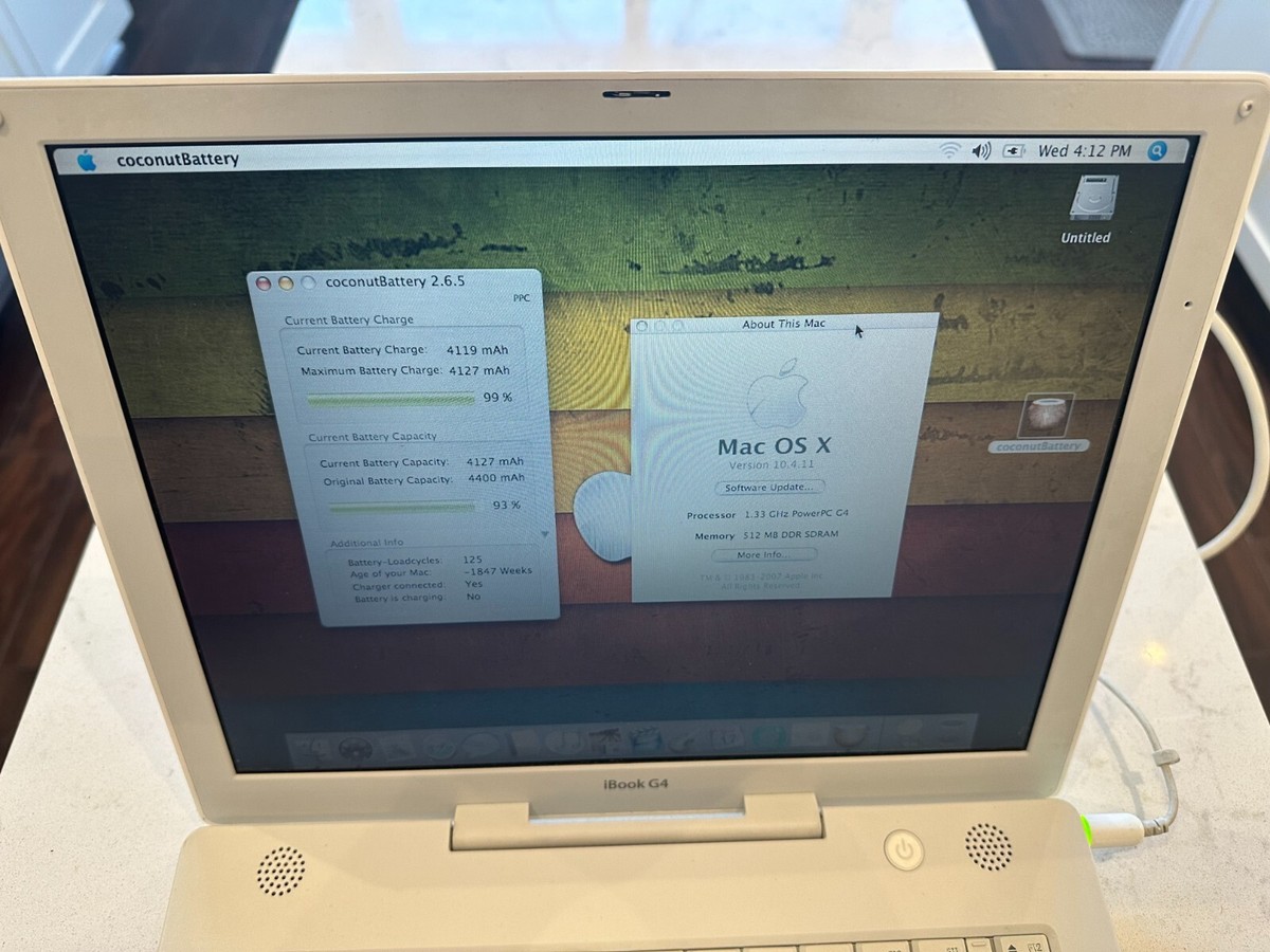 Apple ibook 初代 Appleの初代iBook。重いのに人々を魅了した“ユニーク”なデザイン