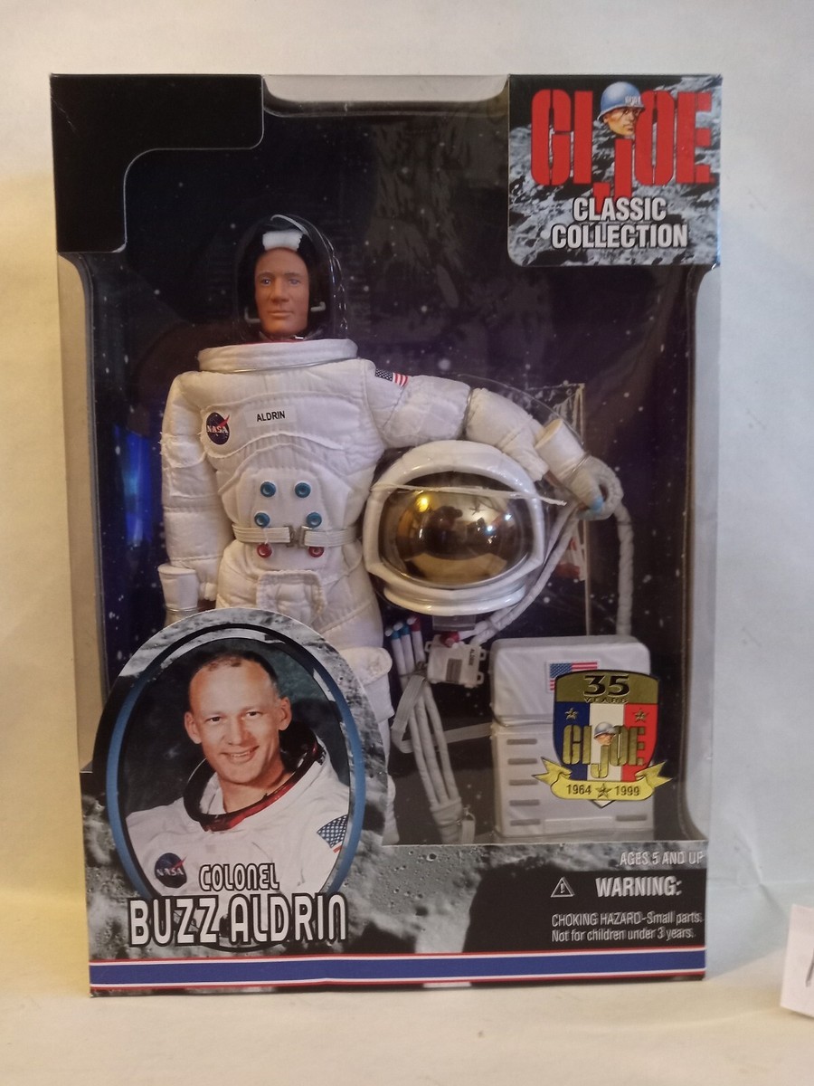 G.I.ジョー クラシックコレクション バズ・オルドリン大佐 Amazon.com: GI Joe Classic Collection Colonel Buzz Aldrin