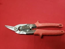 Milwaukee 48-22-4510 Aviation Snip, Left, Cutting Length Good Shape