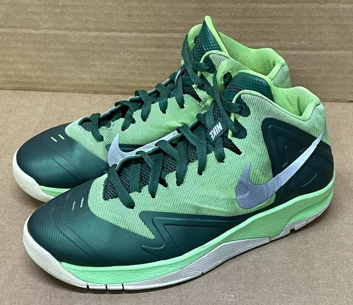 Boys basketball top shoes size 6