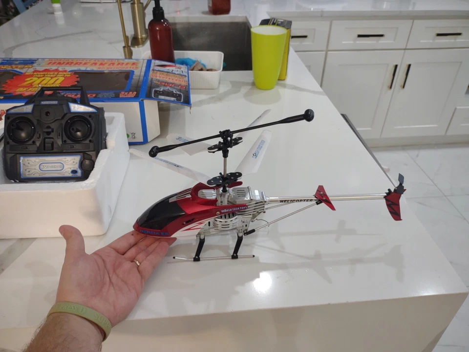 World Tech Toys Hercules Unbreakable 3.5CH Remote Control Helicopter - Image 4 of 4